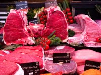 Vlees in winkel vaker duurder dan vleesvervanger