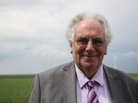 Minister Harbers: liever geld naar klimaataanpassing dan compensatie boer