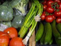 Enorme voorraden boter en kaas drukken zuivelmarkt