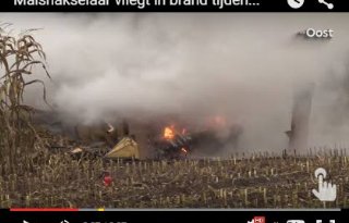 Hakselaar uitgebrand in Hoge Hexel (video)
