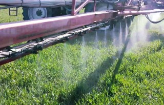 Hulpstof+Squall+bezig+met+opmars+in+akkerbouw