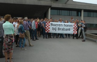 TV: Massaal protest boeren in Den Bosch