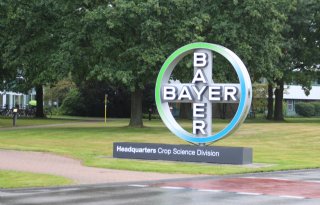 EU neemt meer tijd voor megadeal Monsanto-Bayer