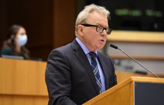 Eurocommissaris tergt boeren met uitspraak over intensieve landbouw