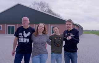 Familie+Veldsink+wint+Agroscoopbokaal+pluimvee+vermeerdering