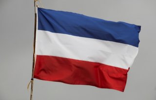 Gelderland verwijdert protestvlaggen langs provinciale wegen