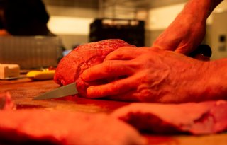 FNV stelt ultimatum, zonder loonsverhoging volgt staking van slagers