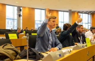 Europees Parlement steunt oproep tot toelating kunstmestvervangers