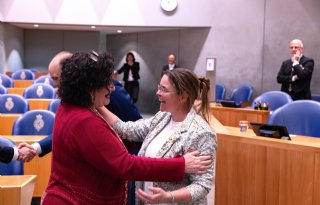 Eline Vedder (CDA) beëdigd tot Kamerlid