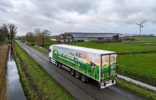 Primeur Campina: elektrische vrachtwagen op boerenstroom