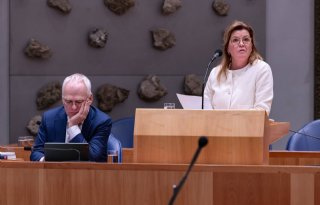 Van der Wal: 3 miljard euro nodig om PAS-melders te helpen