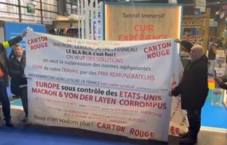 Franse boeren eisen vertrek Macron