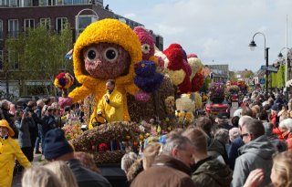 77ste bloemencorso trekt veel bekijks in Bollenstreek