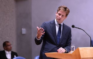 Kabinet wil voor volgende zomer mes zetten in vijfhonderd regels