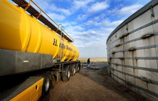 Oud-staatssecretaris Knops gaat ook de kansen voor mestexport in kaart brengen