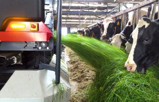 Melkveehouder Klaas Visscher overweegt aanschaf Lely Exos