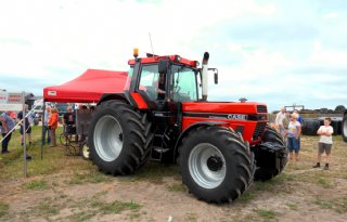 POAH! Case 1455 XL