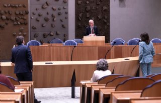 Staatssecretaris Rummenie wil aanpak van de wolf doorzetten