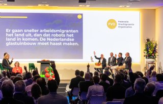 Hightech stut Jenga-toren van de tuinbouw