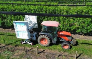 Kubota breidt uit met uv-licht in boomgaarden