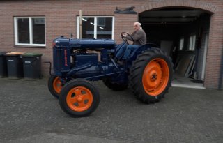 POAH! Fordson Major E27