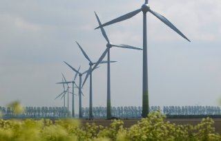 Laatste toren windpark NOP Agrowind gereed