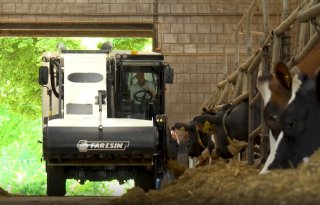 Faresin introduceert eerste elektrische voermengwagen in Nederland
