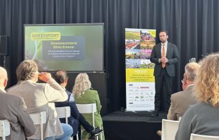 Erkens tegen tuinbouw: meld knelpunten, dan kan overheid ze wegnemen