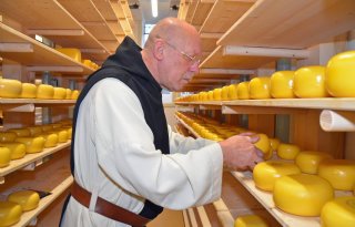 Tilburgse trappisten gaan zelf kaas maken