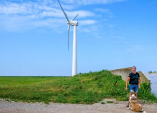 Maatschap Politiek met windmolen klaar voor toekomstige groei