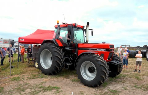 POAH! Case 1455 XL