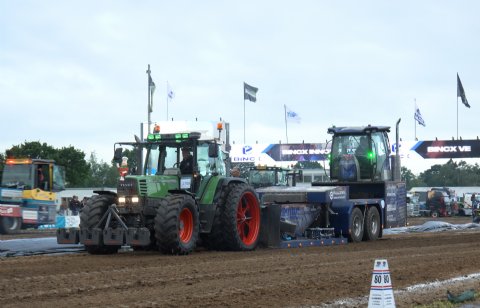 POAH! Fendt 512 C