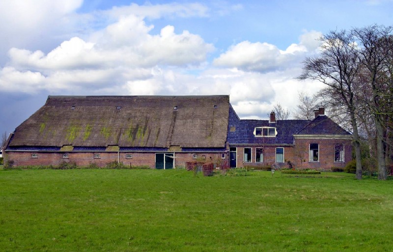 Restauratie Friese monumentale boerderijen loopt achter - Nieuwe Oogst