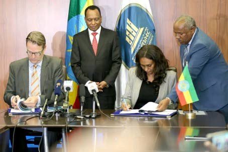 De overeenkomst werd getekend door de Ethiopische overheid en Invest International, dat handelt namens het Nederlandse ministerie van Buitenlandse Handel en Ontwikkelingszaken.