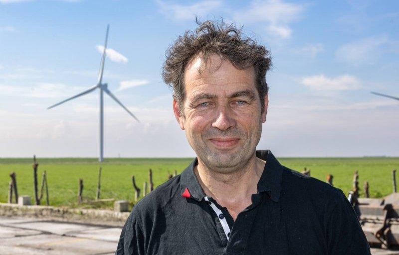 André Oudenrijn, melkveehouder in Ooltgensplaat.