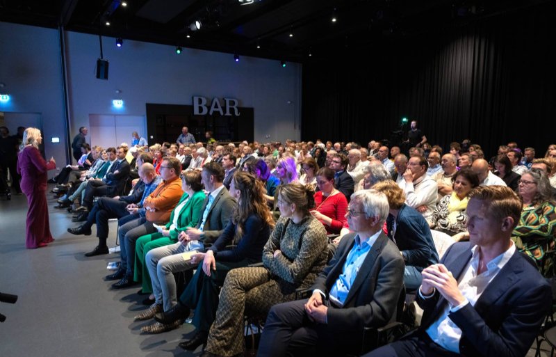 Het publiek bij het Grote Europese Landbouwdebat 2024 in het Huis van Eemnes.