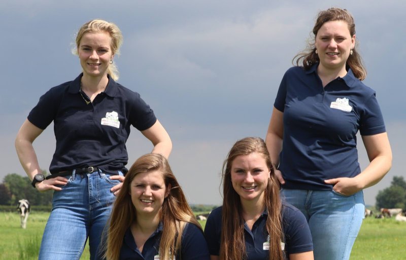 Vier jongveespecialisten vormen het Grazy-team, v.l.n.r.  Rientsje Berber Atsma, Sandra Stokreef, Geanne van der Paauw en Simone Verhoeven.