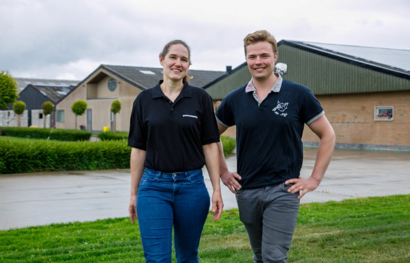 Stephanie De Cuyper en Jan Andries, varkenshouders en melkveehouders in het Belgische Bassevelde.