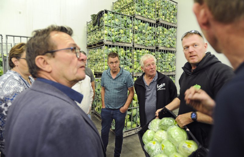 Een presentatie, een rit op de trekker en rondleidingen bij een vollegrondsgroentekweker en melkveehouder lieten gemeenteraadsleden tijdens de Agrisafari kennismaken met de agrarische wereld.