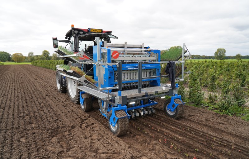 De volautomatische plantmachine van TTS.