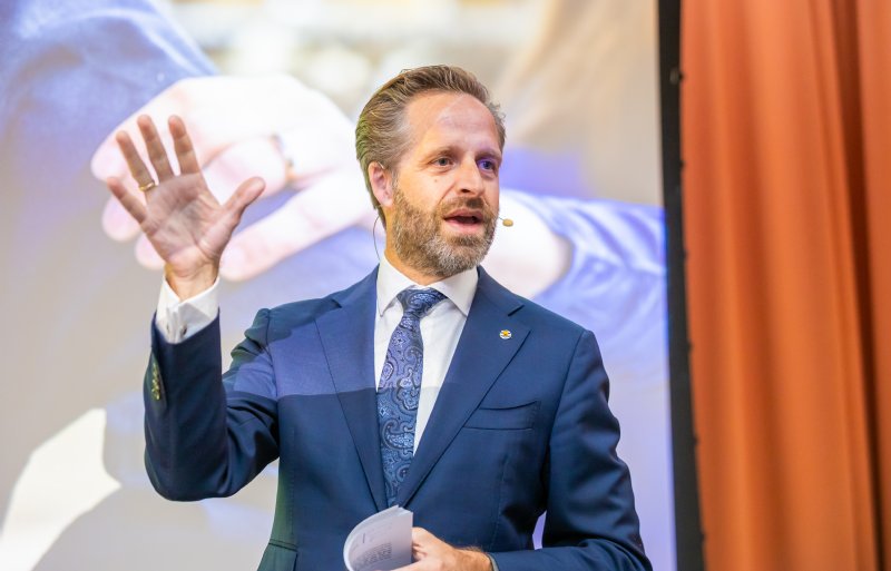 Commissaris van de Koning in Zeeland, Hugo de Jonge, vertelde onder meer over de kloof tussen boeren en politiek.