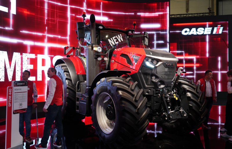 De Case IH Optum 440