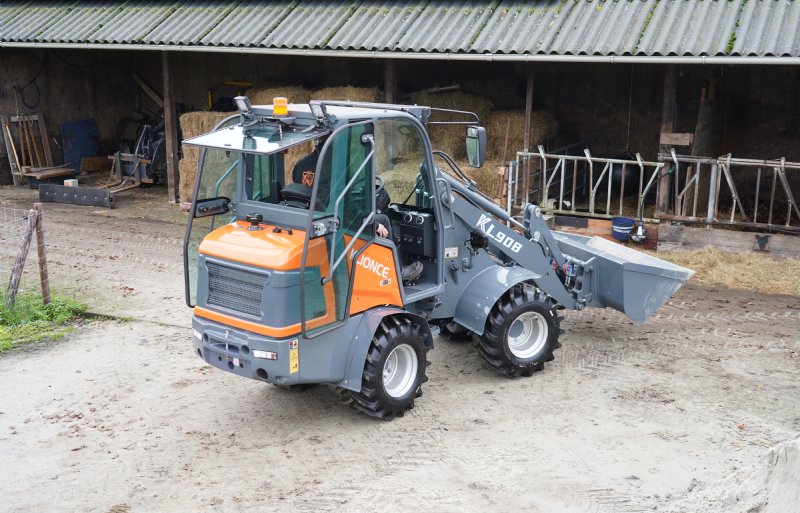 De Klionce-minishovel, geïmporteerd door Brian van Velzen.