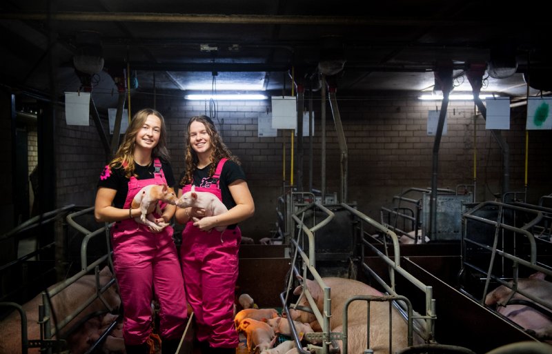 Aan het einde van dit schooljaar studeert de eerste lichting Agrifood-studenten af aan Yuverta. Onder hen zijn Els Nijssen uit Grashoek en Maartje van Dooren uit Liessel.