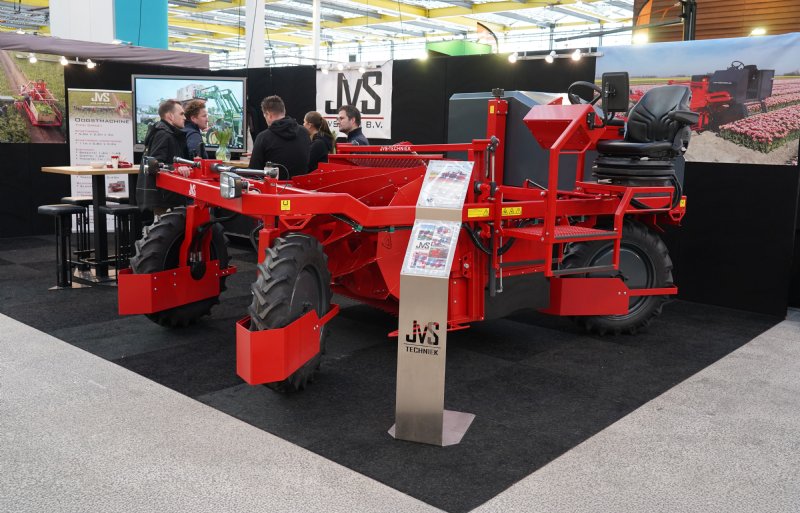 JVS Techniek toonde de nieuwe kopmachine, te krijgen op 150, 180 en 225 centimeter spoorbreedte.