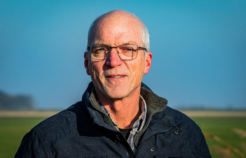 Geert Bos is akkerbouwer in Groningen. Hij heeft een gangbaar bedrijf, dat 70 hectare omvat.