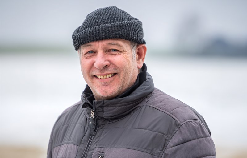 Jan Swart, melkveehouder in Ferwert (FR)