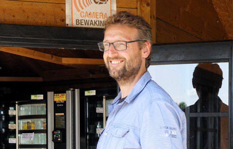 Arjan Manders, melkveehouder in Deurne (NB)