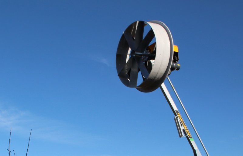 De Tow en Blow-windmachine wordt automatisch aan- en uitgeschakeld.
