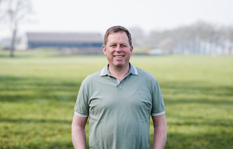 André de Groot, melkveehouder in Laren (GD)